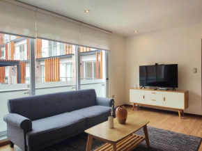Modern 2BR with Lovely Patio in Barranco
